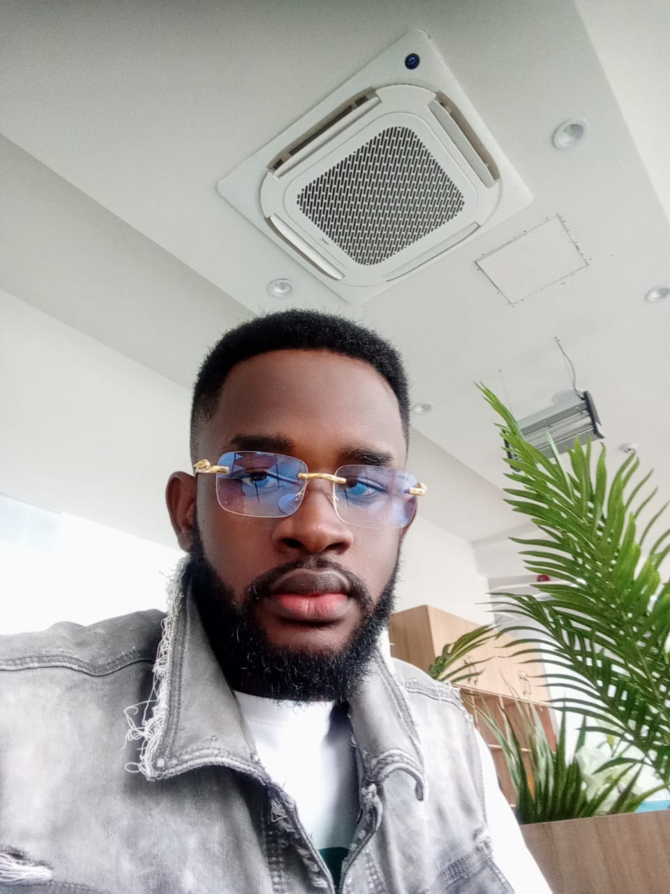 Author profile picture